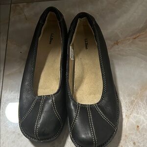 L.L. Bean Women's Black Stitch Detail Flats